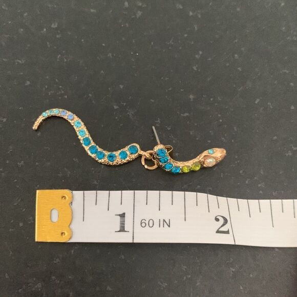 Pavé Crystal Cobra Snake Swivel Front & Back Linear Earrings Tail Unisex NEW - Picture 8 of 9
